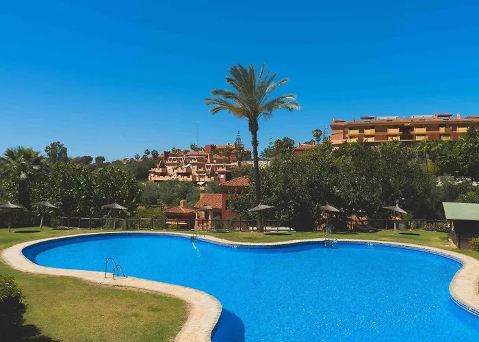 Paraiso Natural En Con Piscina Y Parking * マルベーリャ